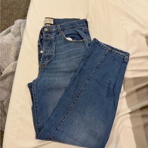 Universal Thread High-Rise Straight Leg Jeans in Medium Blue